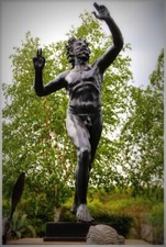 Groszbronze Tanzender Faun