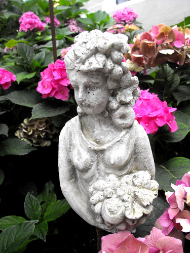Bezauberndes blumenmädchen - bezauberndes, f